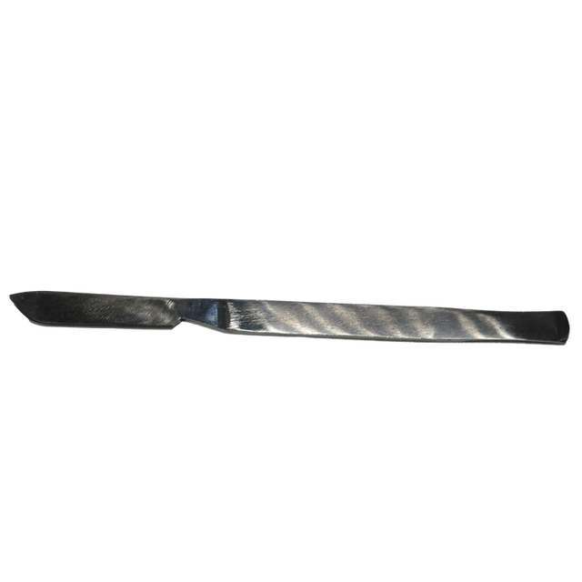 Knife to open back of watches